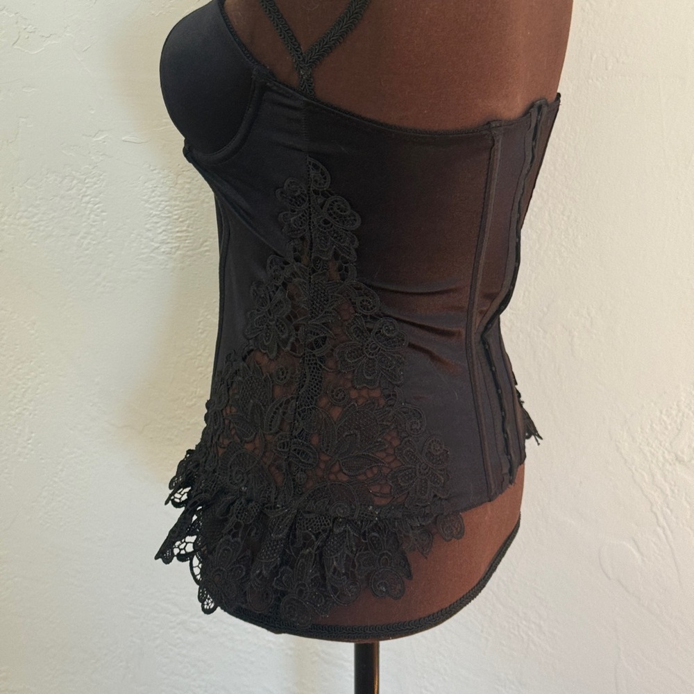 Elegant Black Lace Corset, Fredrick’s of Hollywood Lingerie, nightwear, Sz Small - Picture 5 of 12